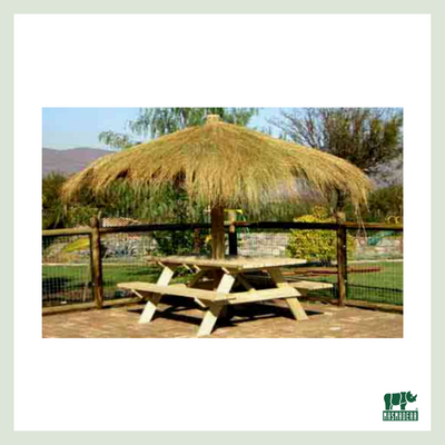 Picnic Table with Coirón Roof